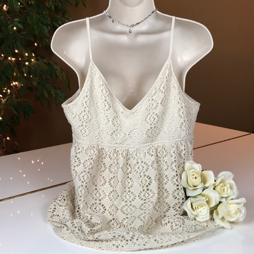 🌸EXPRESS V NECK CREAM LACE CROCHET TOP SIZE LARGE - Picture 11 of 16